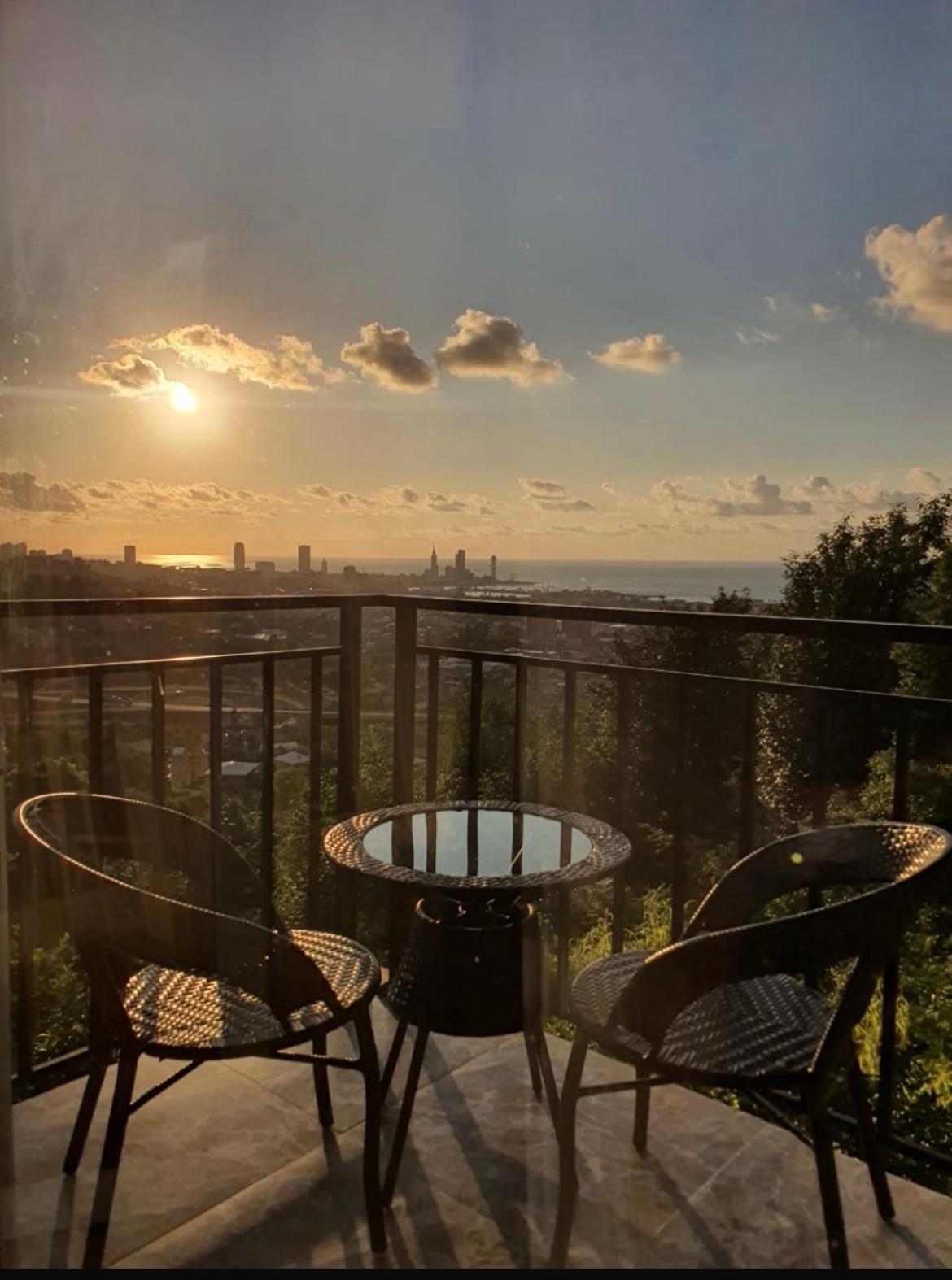 מלון Gt House באטומי מראה חיצוני תמונה