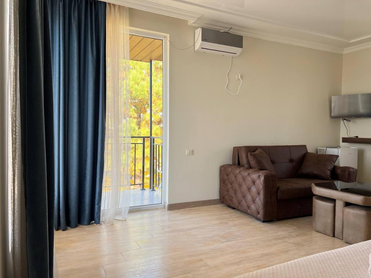 מלון Gt House באטומי מראה חיצוני תמונה