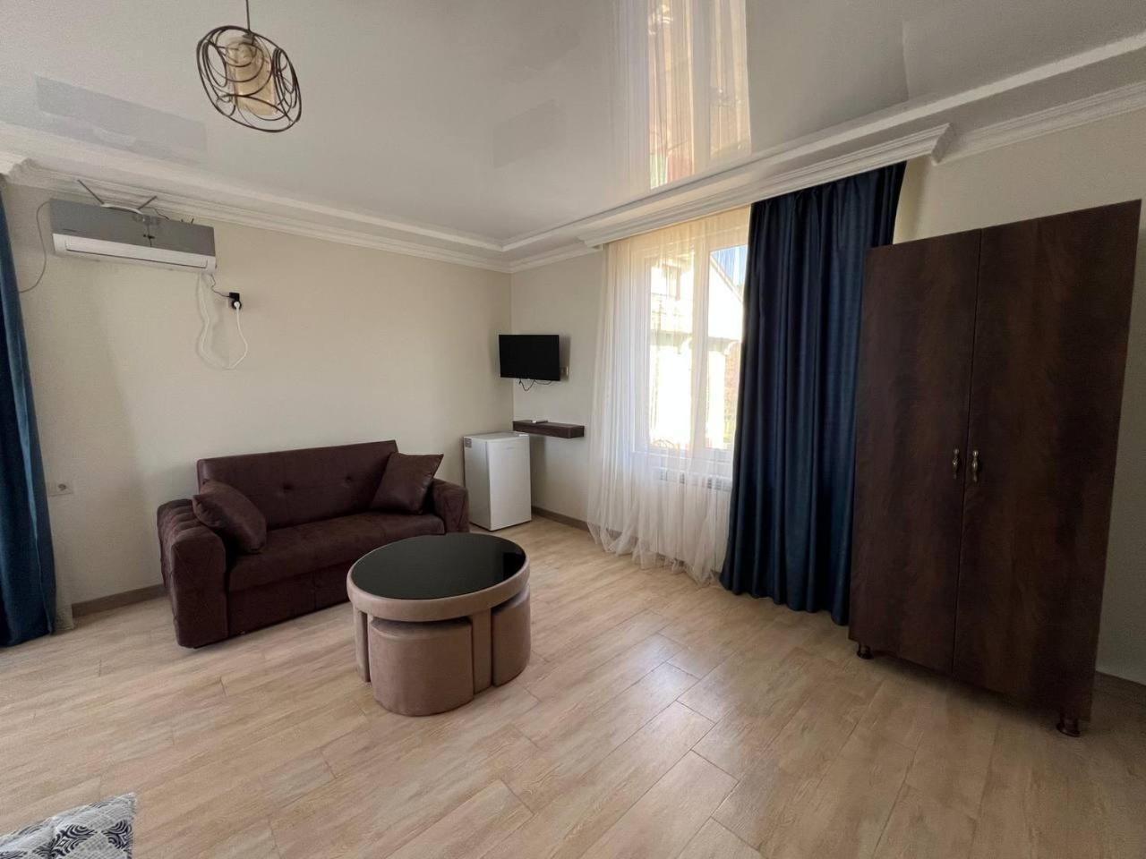מלון Gt House באטומי מראה חיצוני תמונה